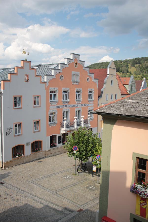 Gasthof Zur Post Riedenburg Exterior photo